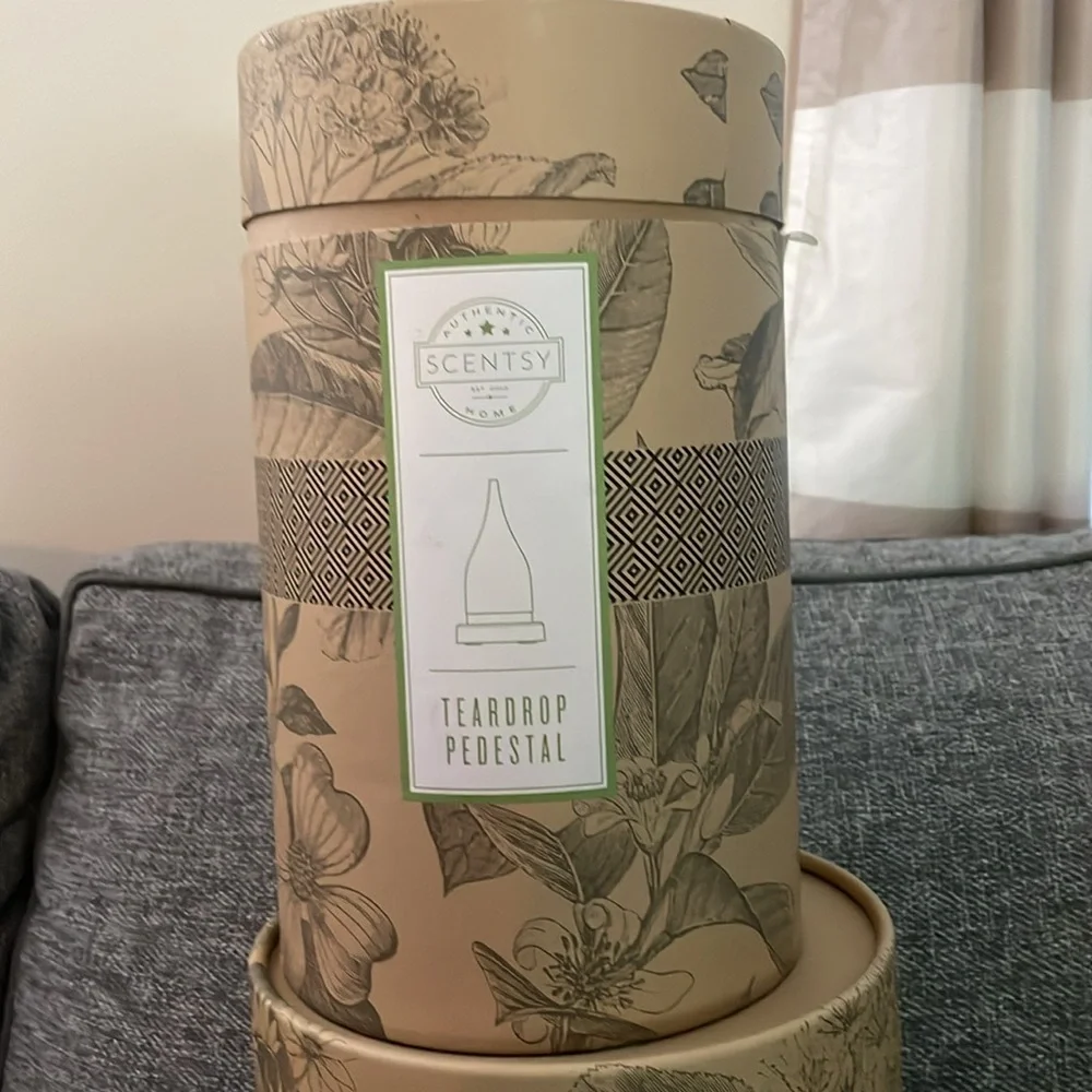 Scentsy instill diffuser